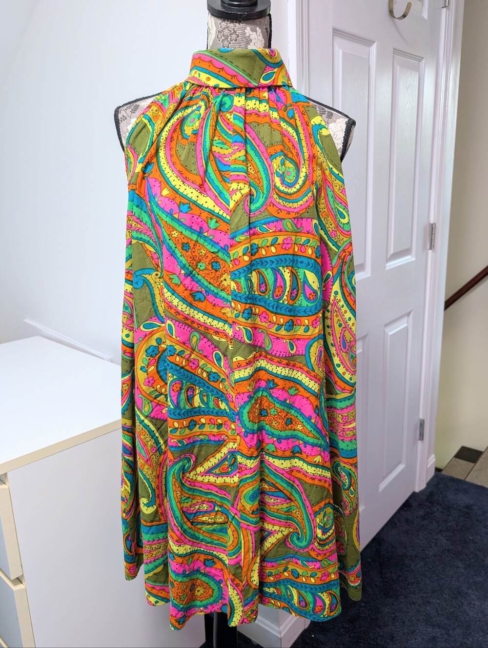 Vintage Hawaiian Muumuu Green Paisley